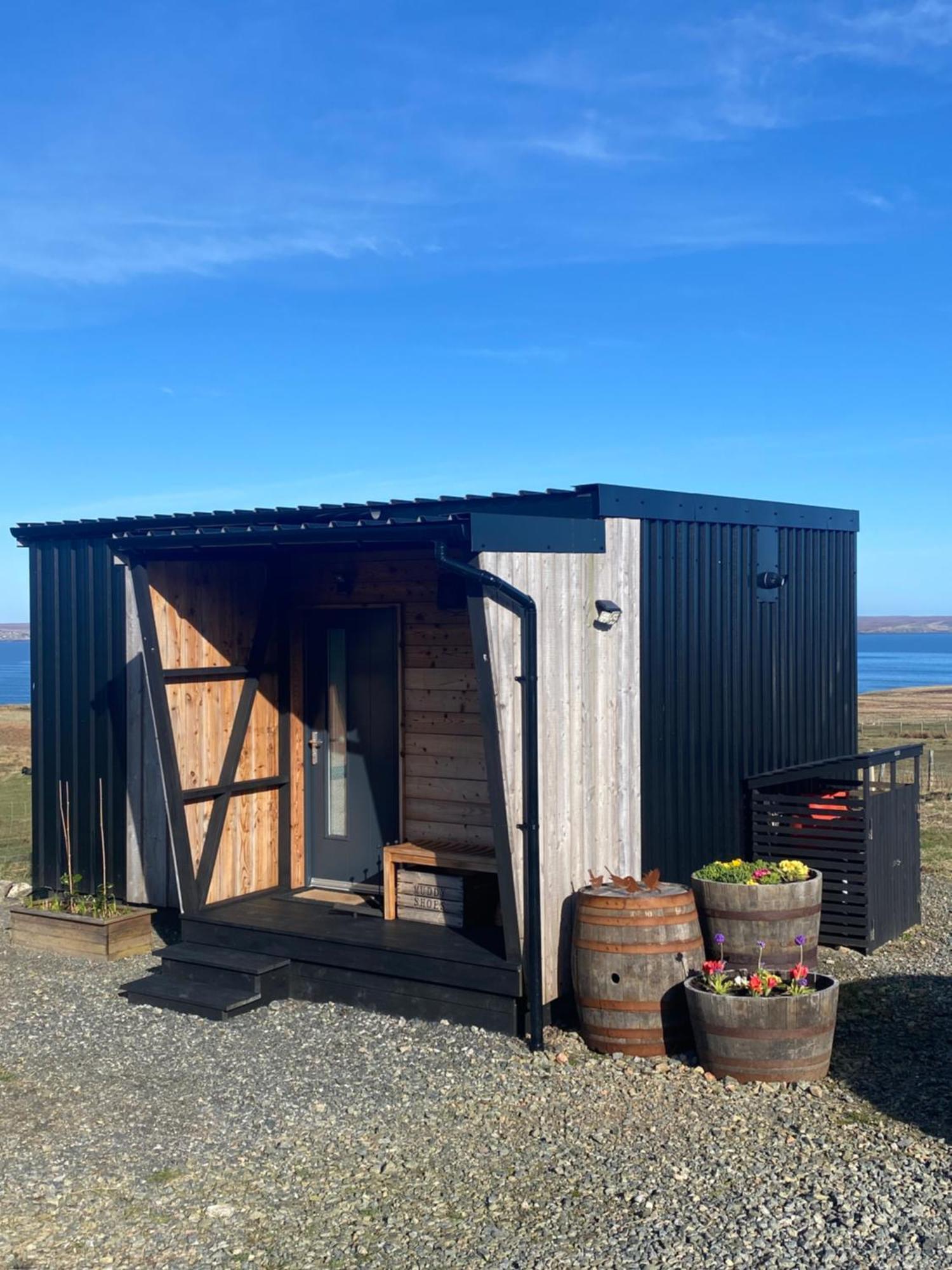 Unique Luxurious Cabin On Sea View Working Croft Garrabost Экстерьер фото